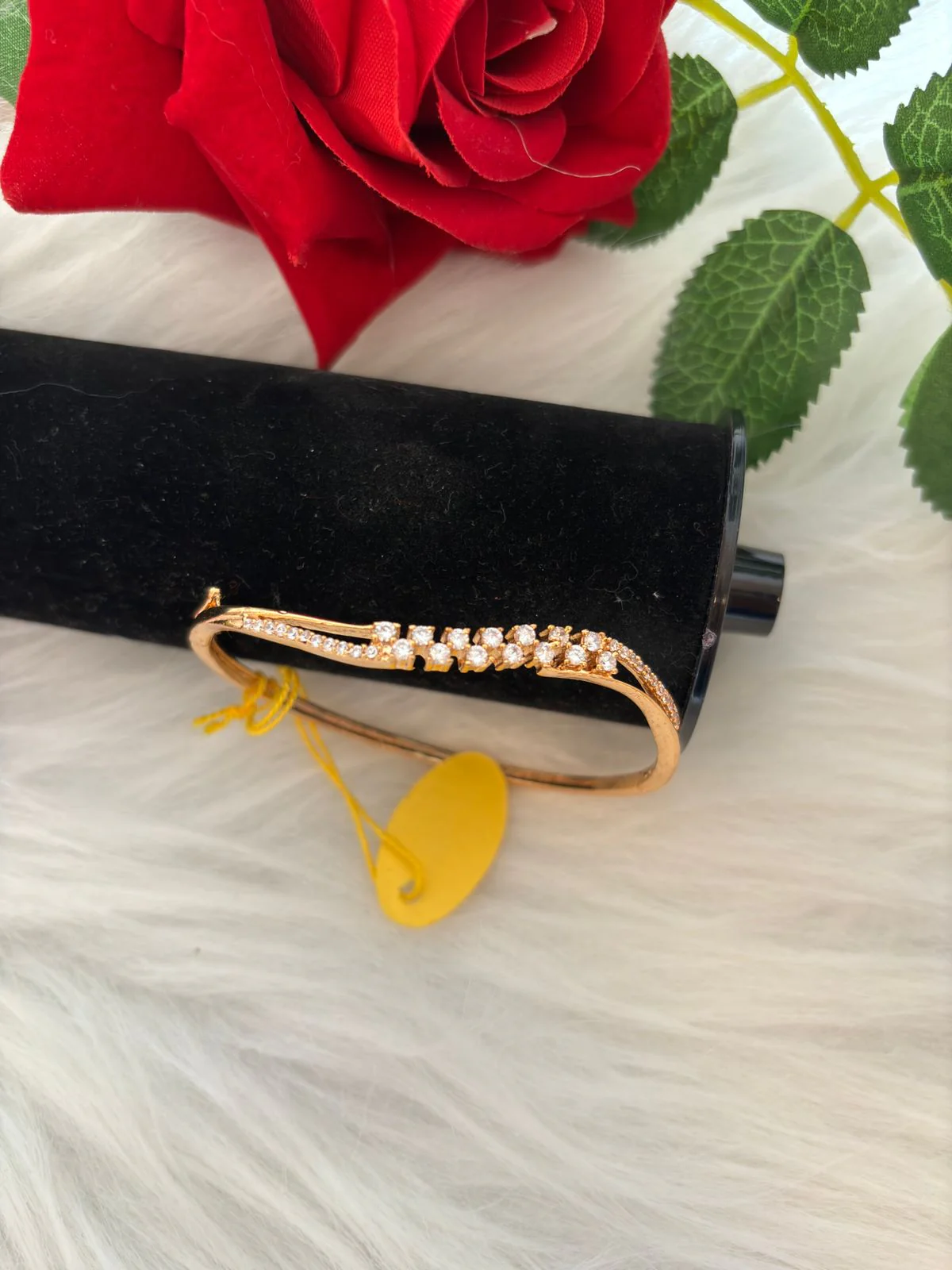 Rose Gold Openable Bracelet - Image 4