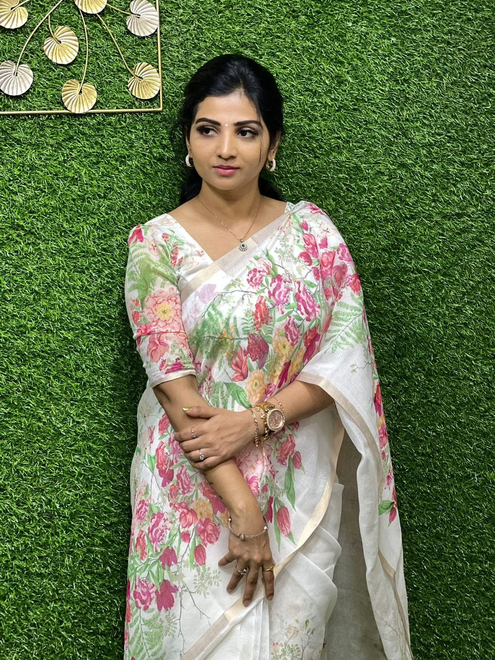 Meadow of Roses Fancy Chanderi Saree - Image 26